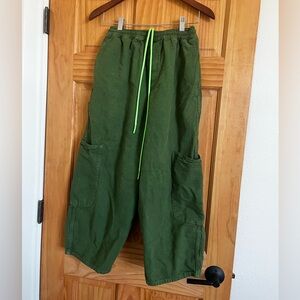 MEALS chef pants, XS, Kale, EUC